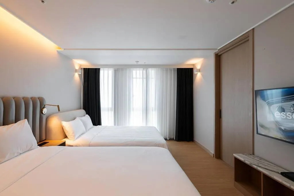 #Elbonstay With Haeundae Beach Busan