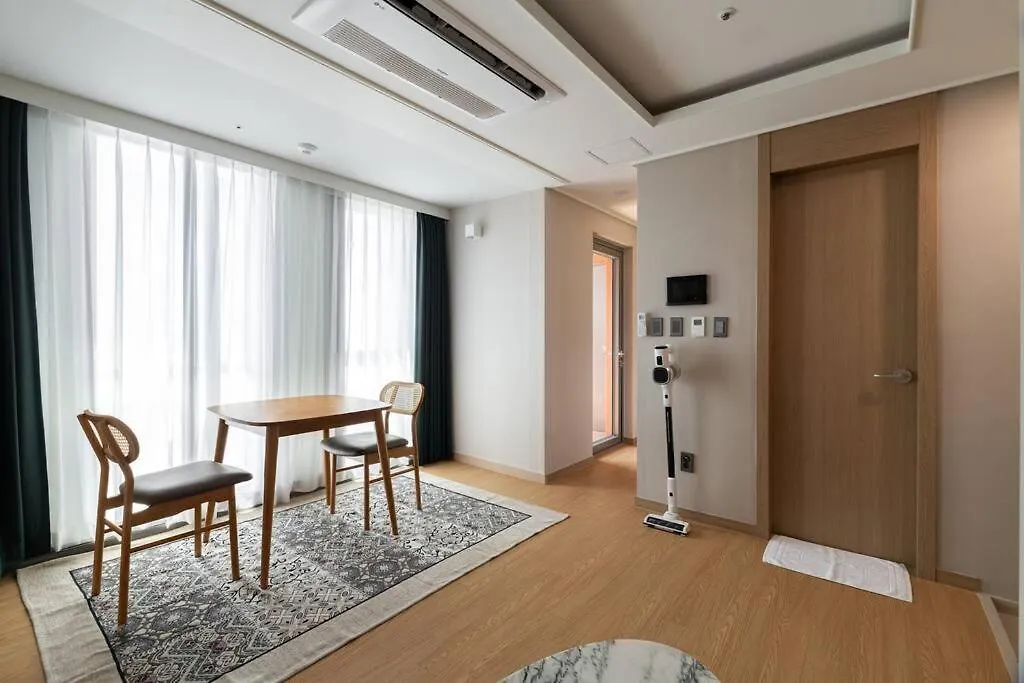 #Elbonstay With Haeundae Beach Busan 0*,  South Korea